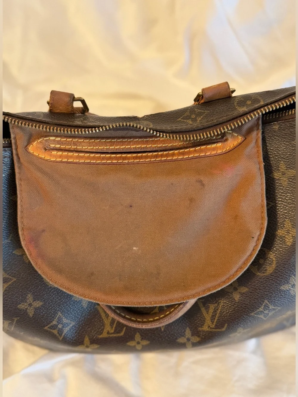 Louis Vuitton classic authentic